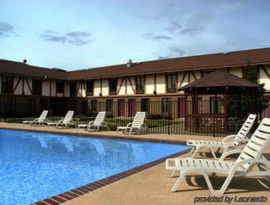 Super 8 By Wyndham Motel Bentonville